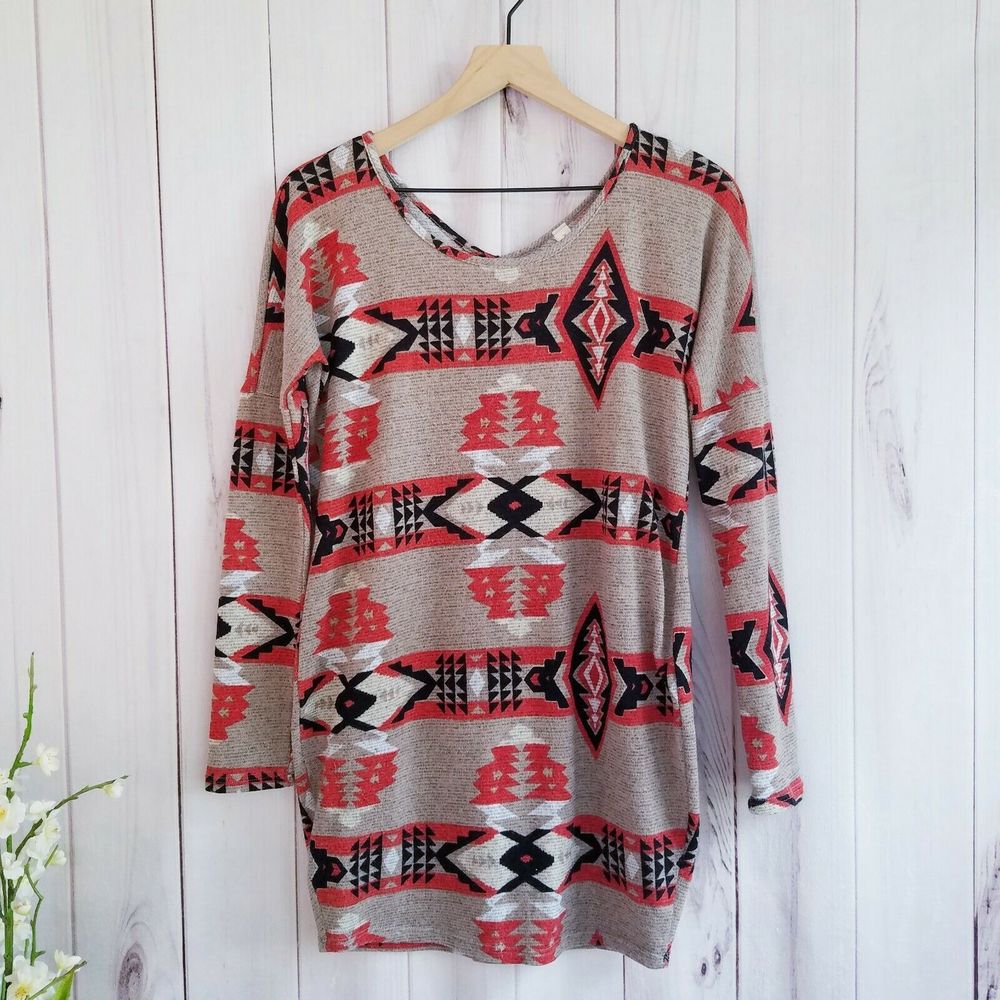 Pink Owl Aztec Print Back Button Tunic Sweater-M
